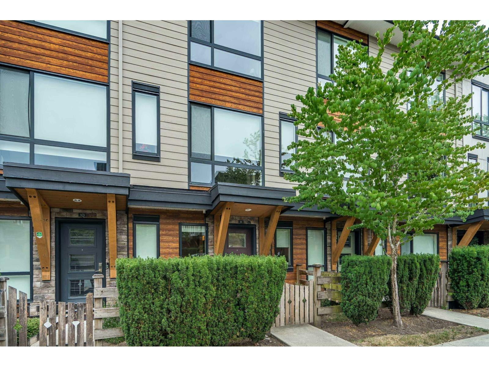 11-16488 64 Avenue, Surrey, BC, V3S 6X6