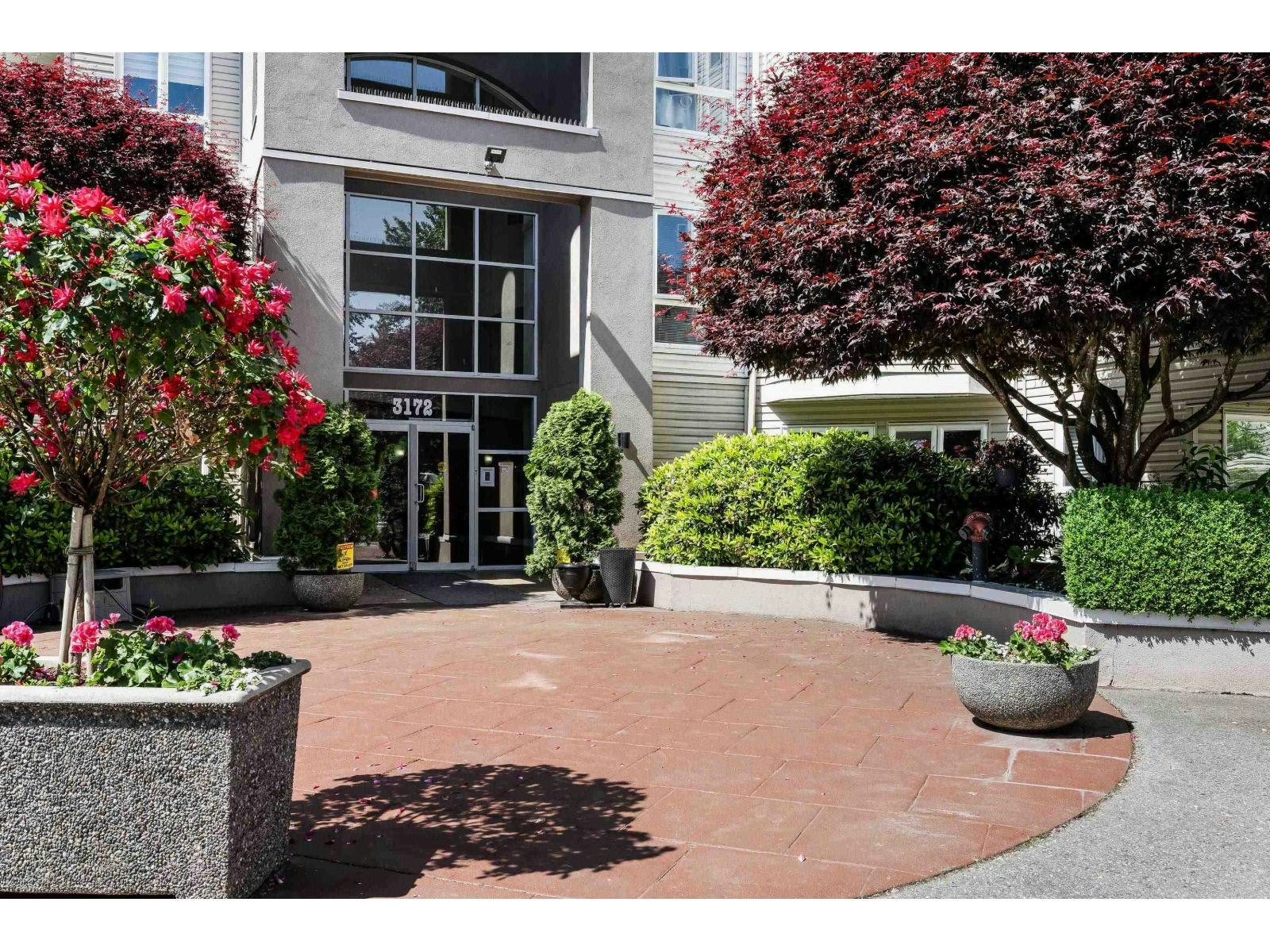 402-3172 Gladwin Road, Abbotsford, BC, V2T 5T3