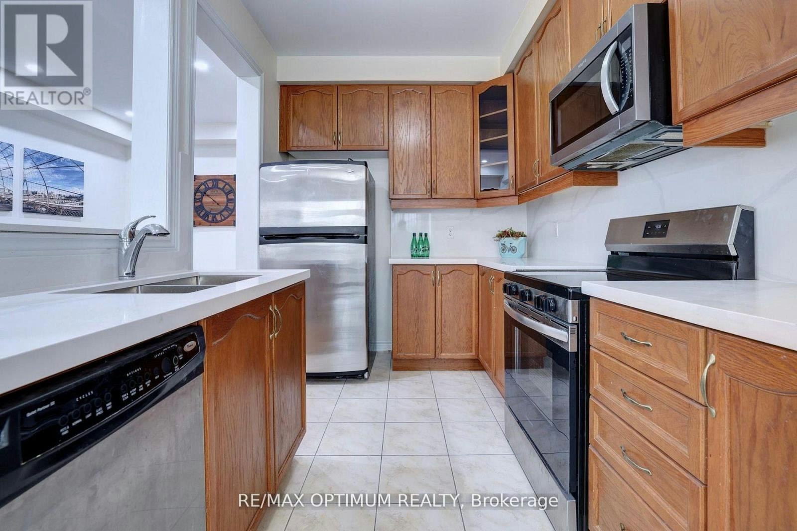 21 Saint Eugene Street, Brampton, ON, L6Y 0N5 - 11