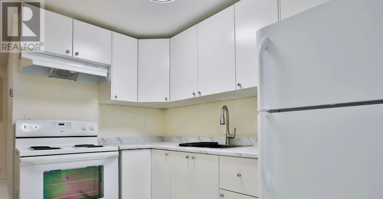 5-53 Maria Street, Toronto, ON, M6P 1W1 - 6