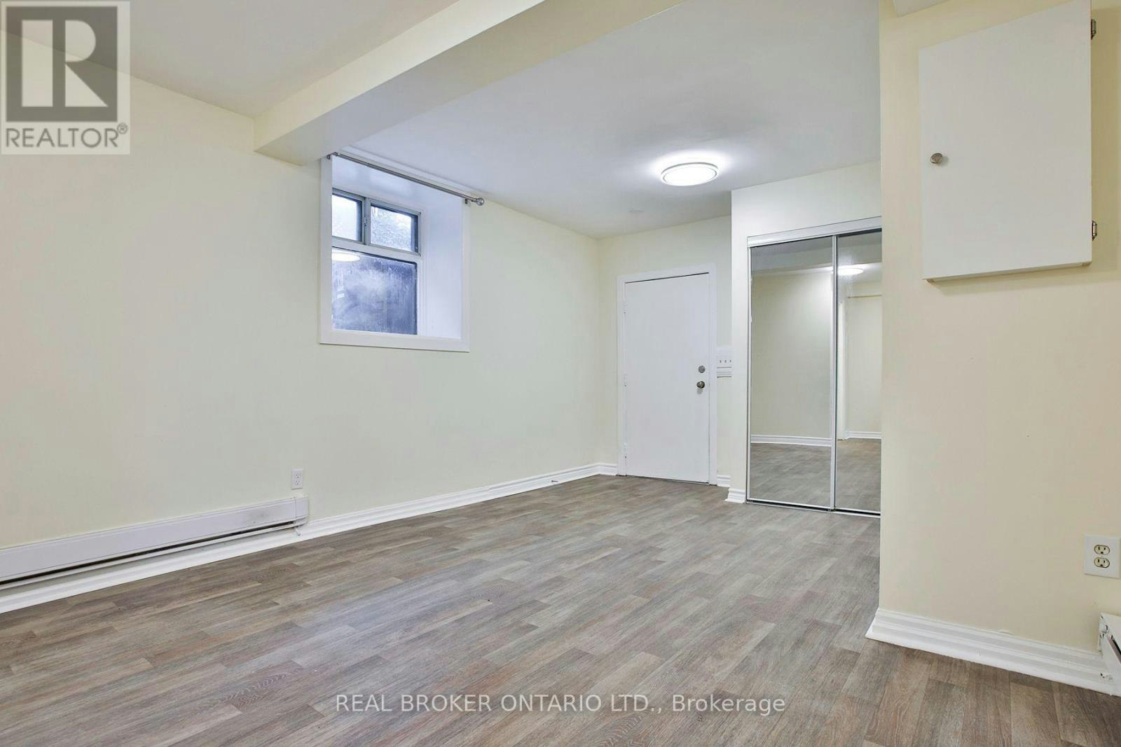 5-53 Maria Street, Toronto, ON, M6P 1W1 - 8