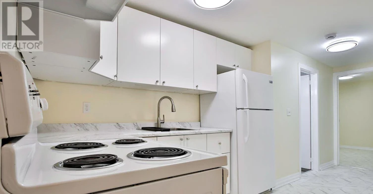 5-53 Maria Street, Toronto, ON, M6P 1W1 - 5
