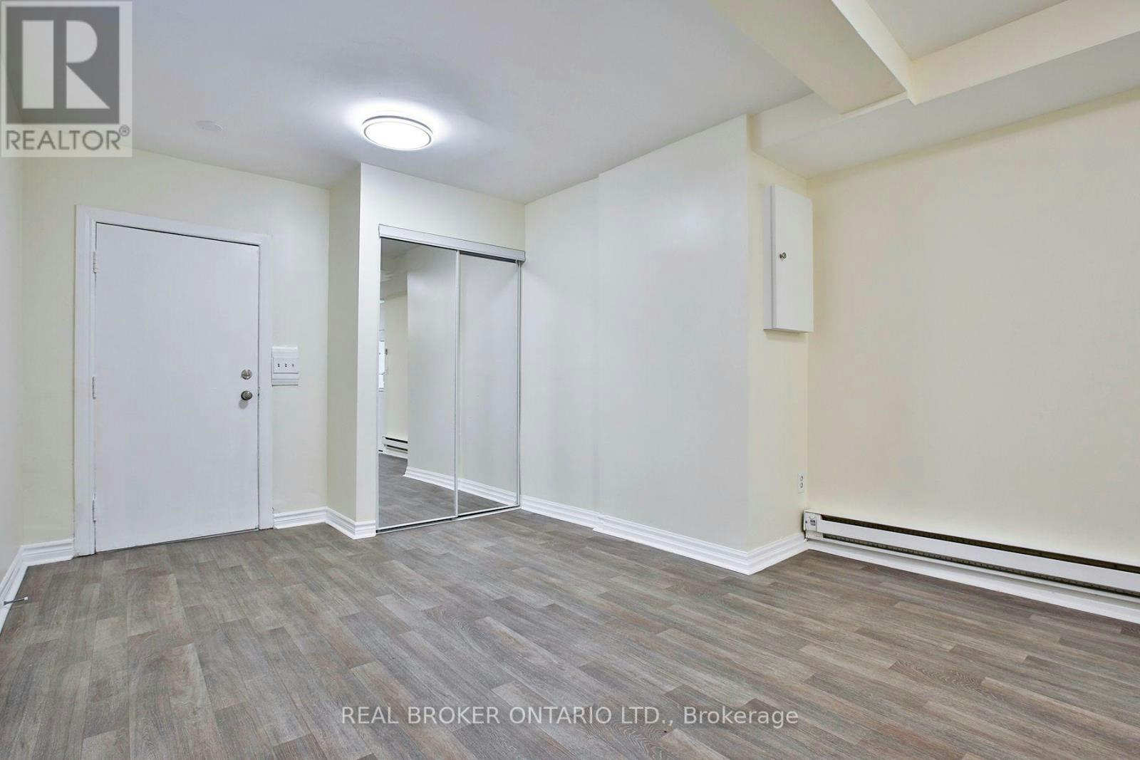 5-53 Maria Street, Toronto, ON, M6P 1W1 - 2