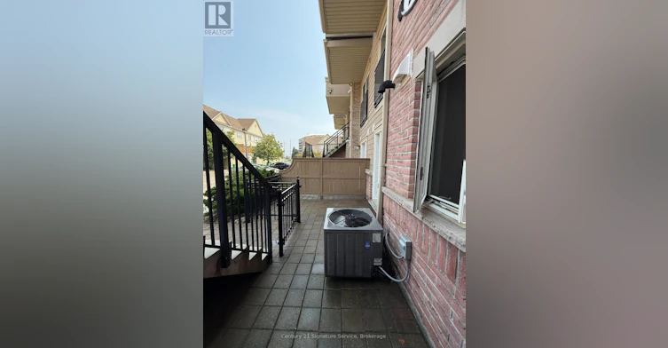 277-4975 Southhampton Drive, Mississauga, ON, L5M 8C9 - 3