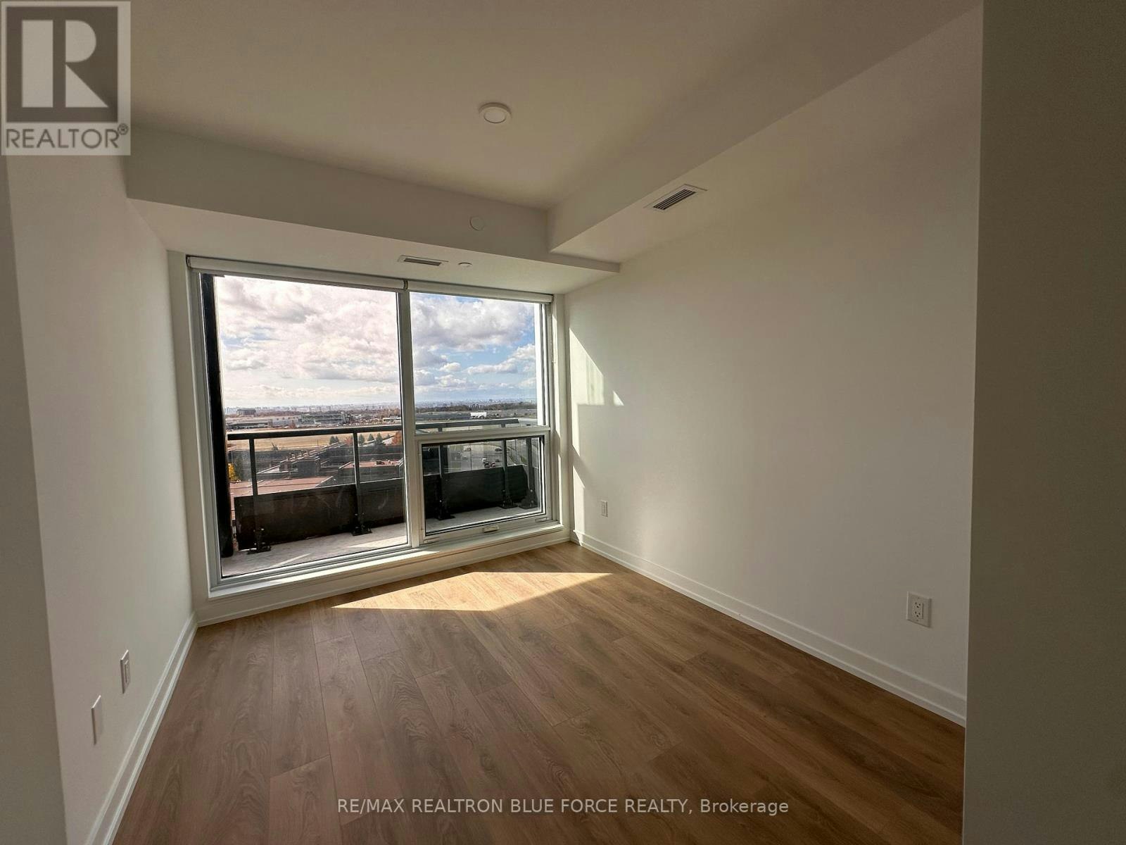 1215-1100 Sheppard Avenue W, Toronto, ON, M3K 0E4 - 8