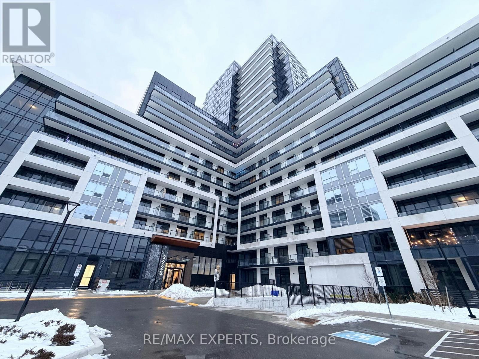 723-3220 William Coltson Avenue E, Oakville, ON, L6H 7X9 - 2