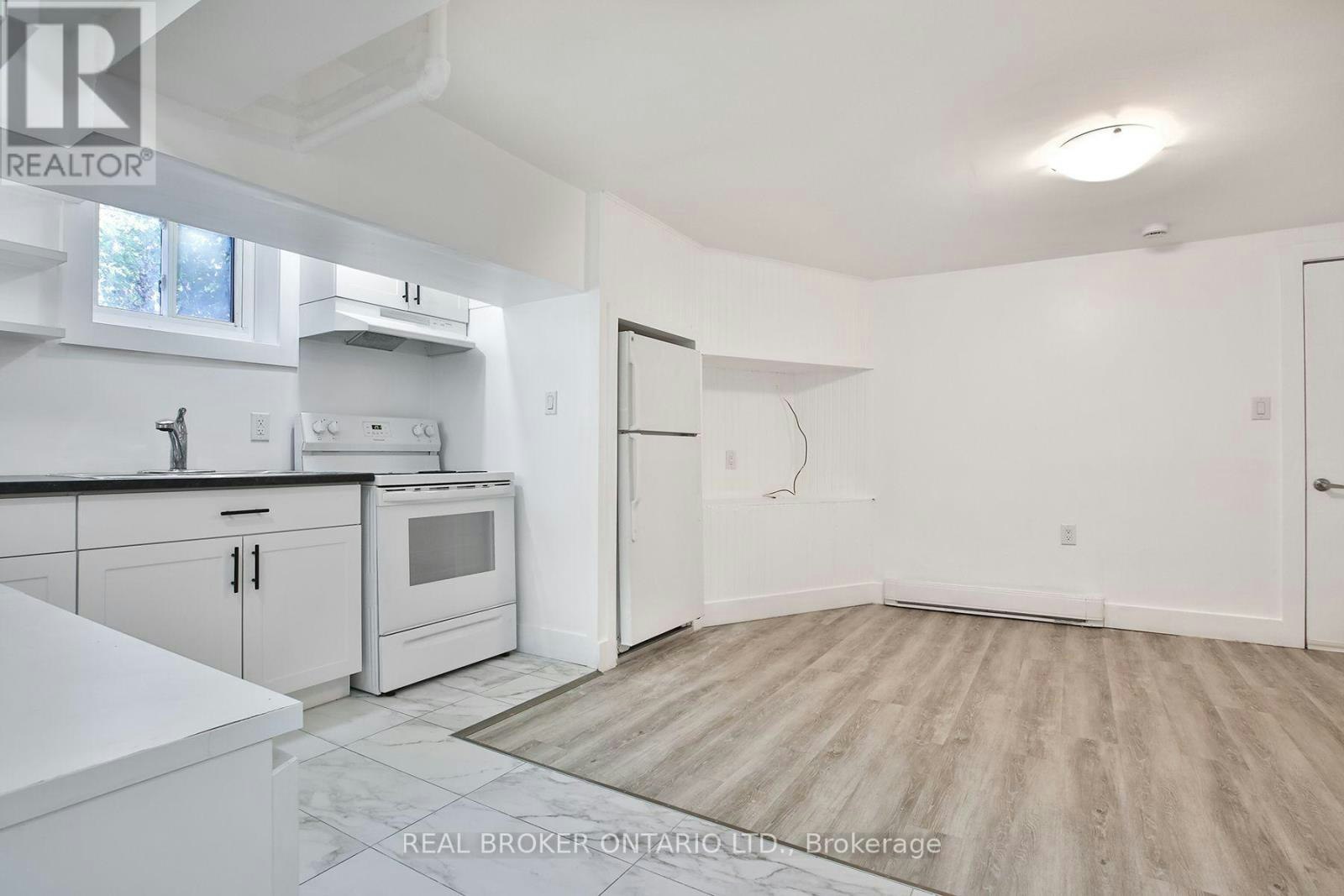 6-252 Sixth Street, Toronto, ON, M8V 3A7 - 7