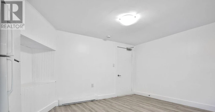 6-252 Sixth Street, Toronto, ON, M8V 3A7 - 2