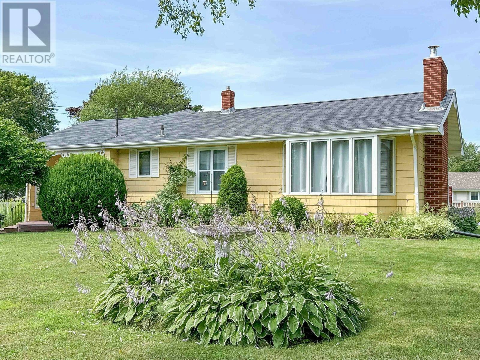 42 Roper Drive, Charlottetown, PE, C1A 6J2