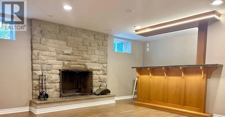 338 Barry Avenue, Tecumseh, ON, N8N 2G3 - 18