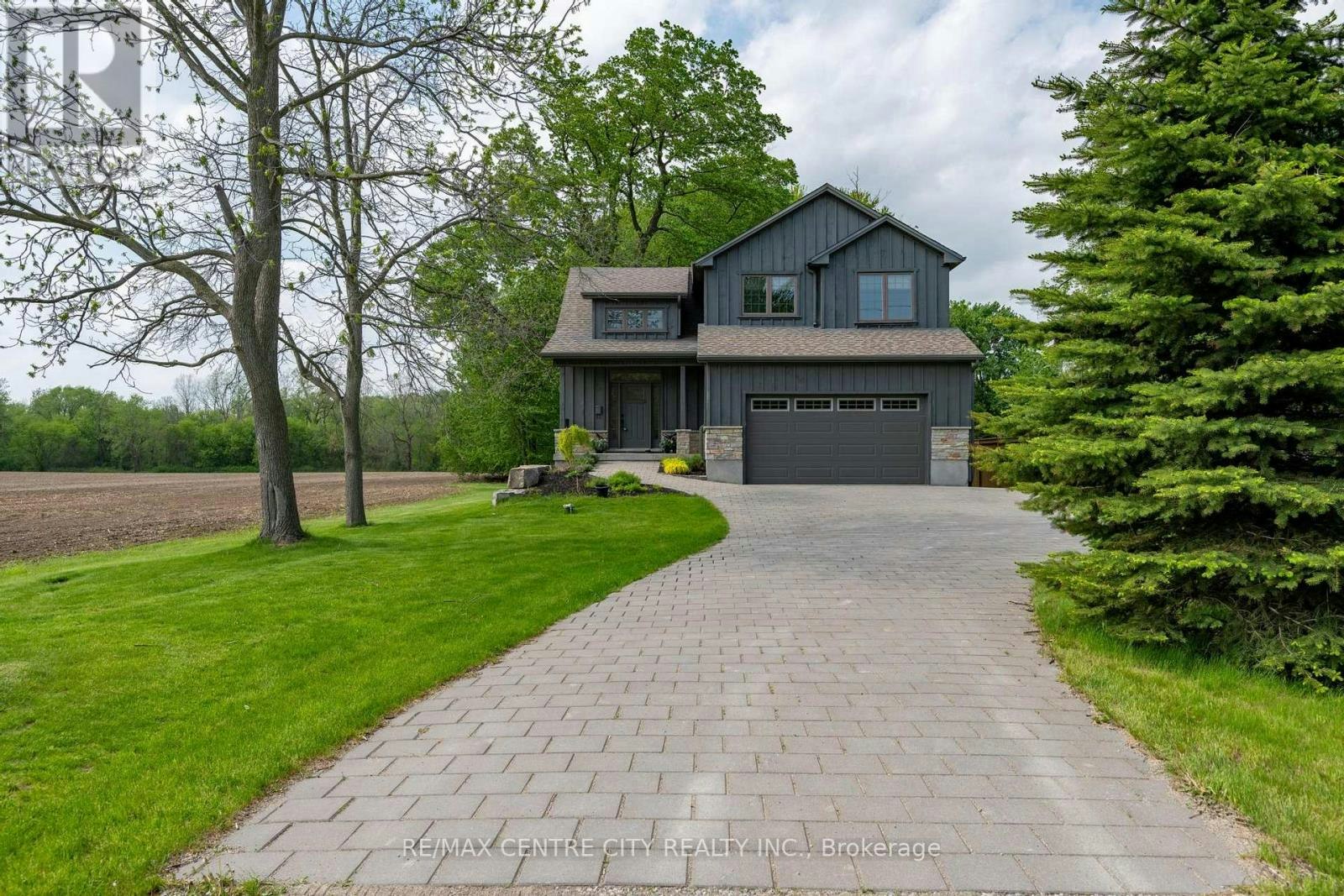 2580 Dundas Street, London, ON, N5V 3C7