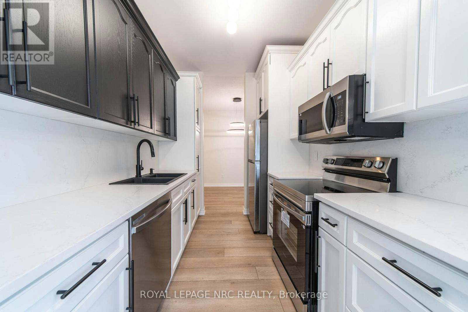 3-5200 Dorchester Road, Niagara Falls, ON, L2E 7M6 - 9