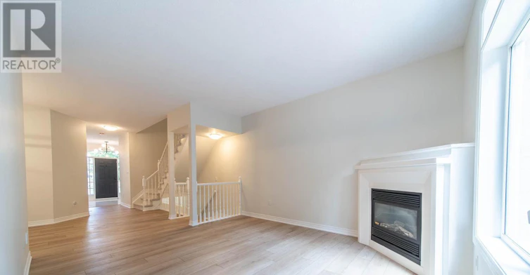 3-5200 Dorchester Road, Niagara Falls, ON, L2E 7M6 - 5