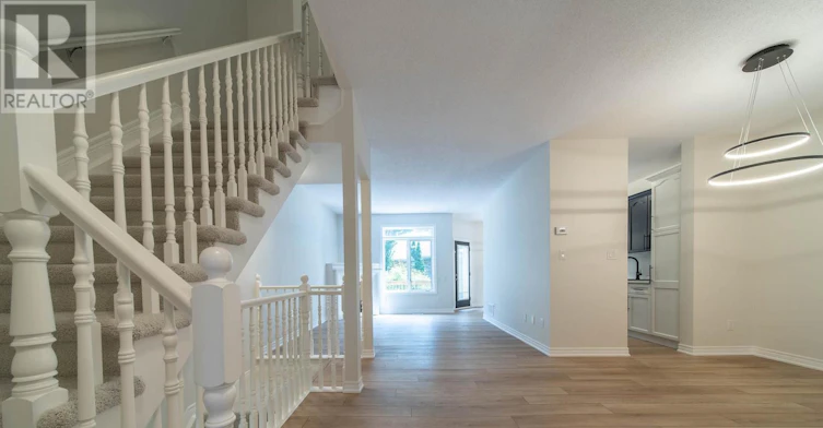 3-5200 Dorchester Road, Niagara Falls, ON, L2E 7M6 - 3
