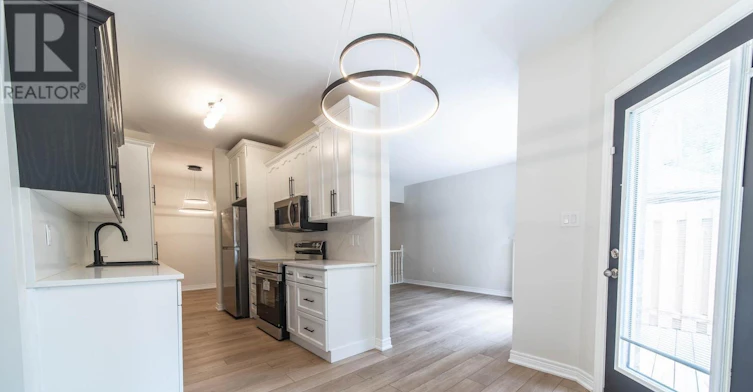 3-5200 Dorchester Road, Niagara Falls, ON, L2E 7M6 - 10