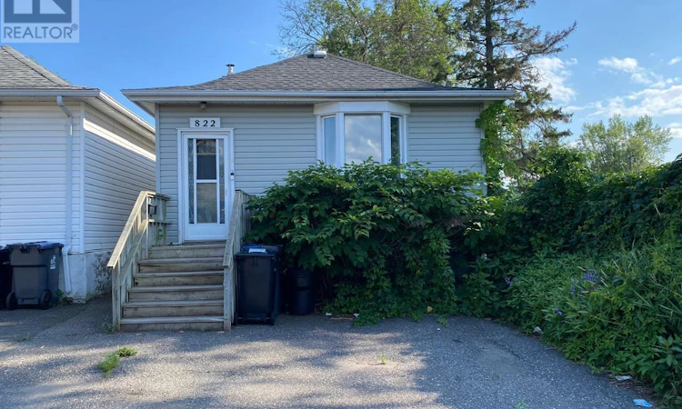 822 Pruden Street