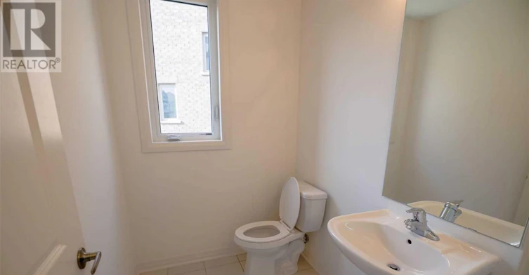 137 Casserley Crescent, New Tecumseth, ON, L0G 1W0 - 3