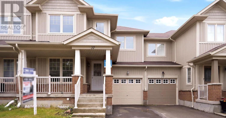 37 Stoyell Drive, Richmond Hill, ON, L4E 0M7 - 3