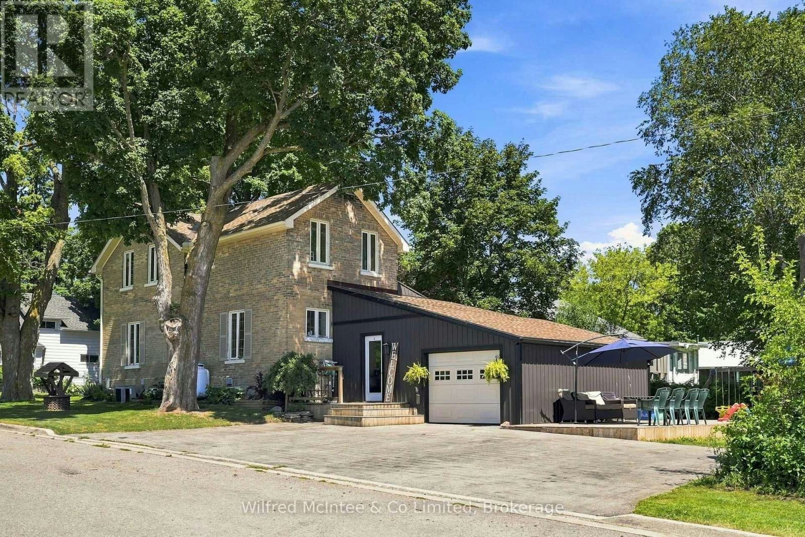 27 5th Street NW, Arran-Elderslie, ON, N0G 1L0