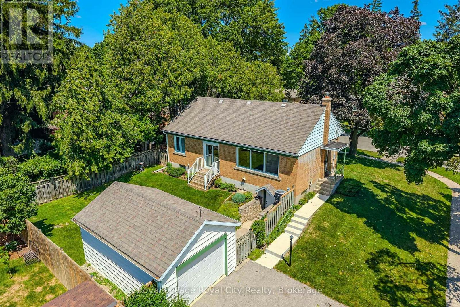 31 Torrance Crescent, Guelph, ON, N1H 1T5
