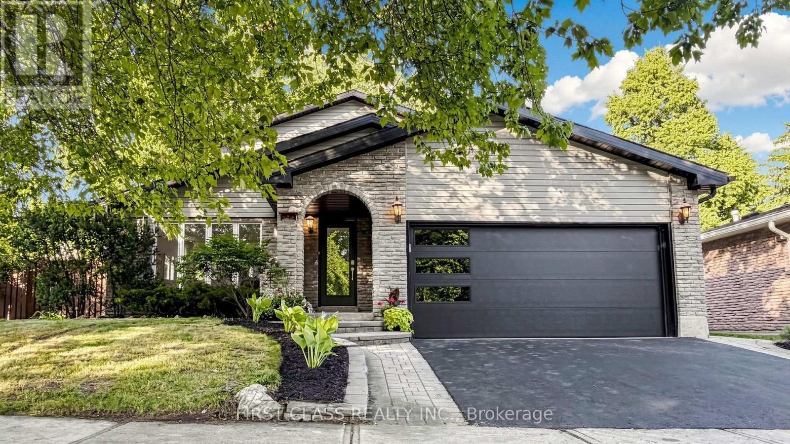2337 Devon Road, Oakville, ON, L6J 5R6