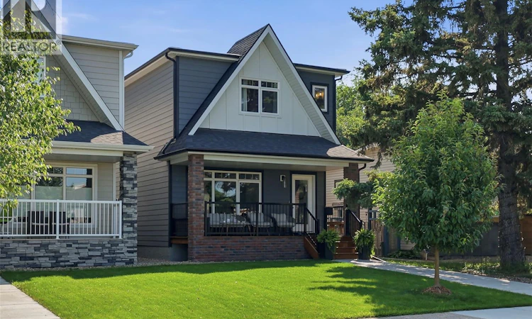 918 3rd Street