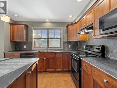 2-146 Mccurdy Road - 4