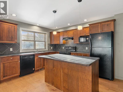 2-146 Mccurdy Road - 2