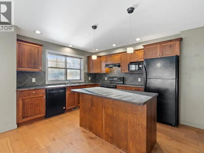2-146 Mccurdy Road - 3