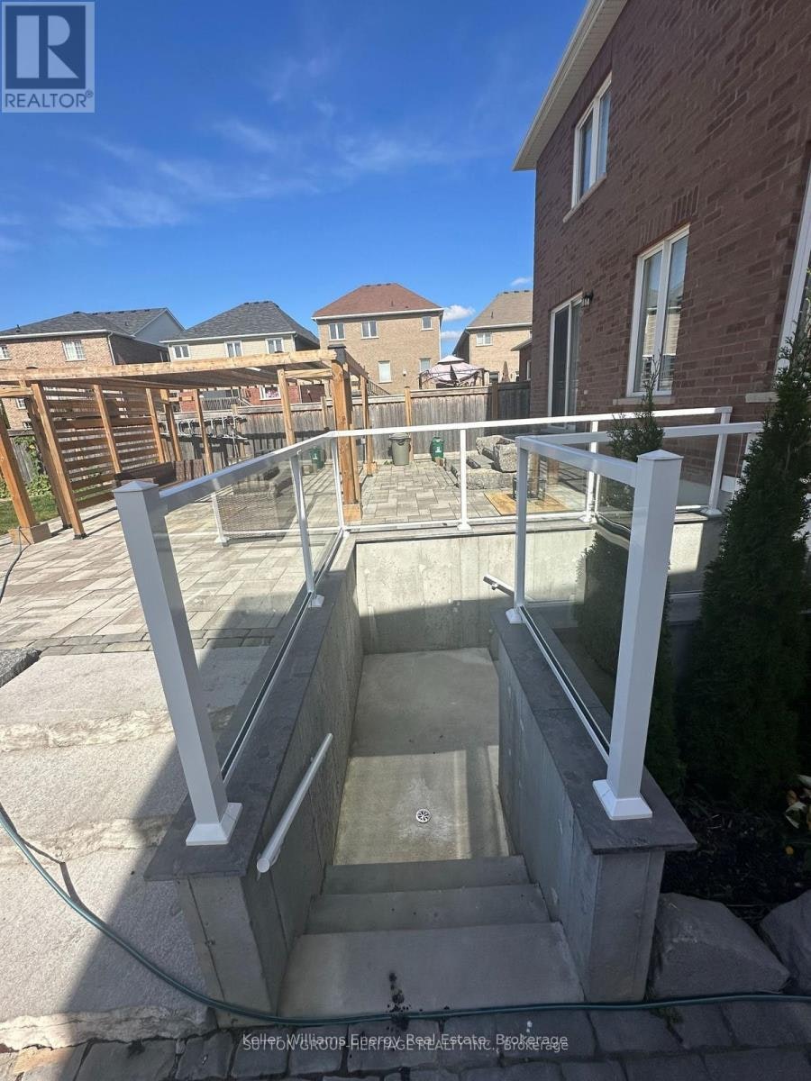 1904 Cheesewright Court, Oshawa, ON, L1K 0W9 - 6