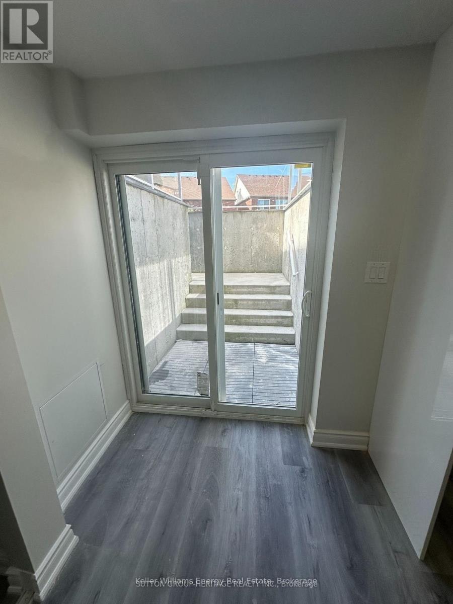 1904 Cheesewright Court, Oshawa, ON, L1K 0W9 - 2