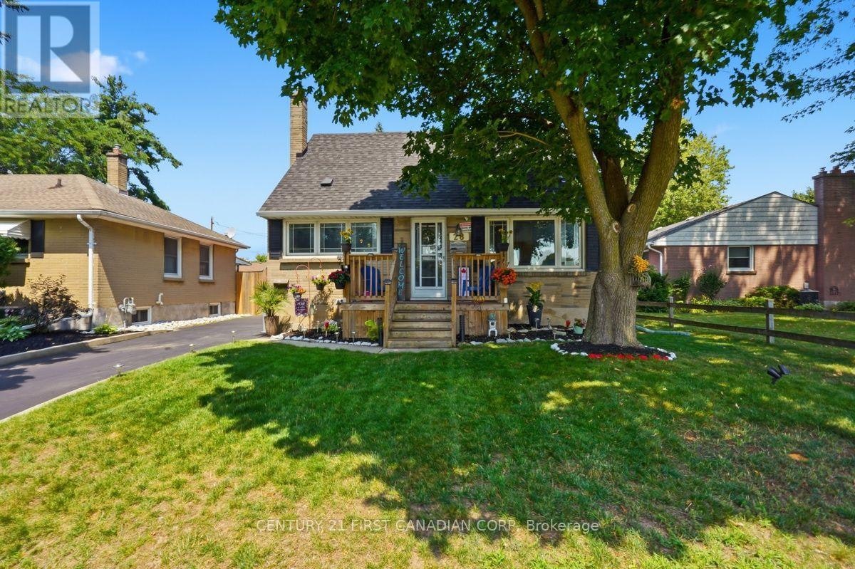 28 Tweedsmuir Avenue, London, ON, N5W 1K5