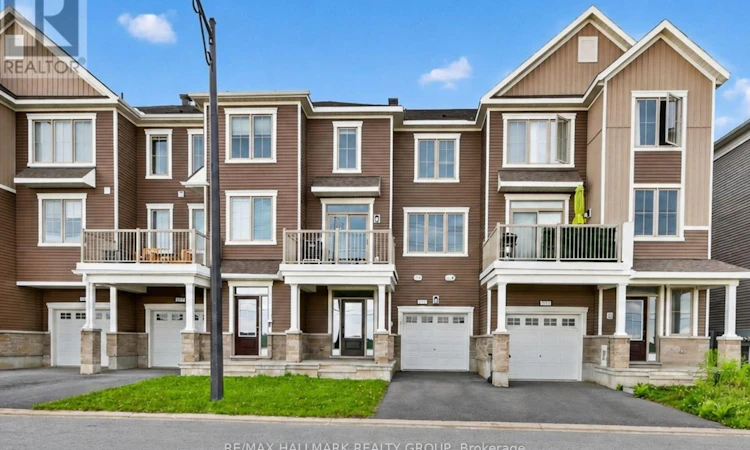 235 Hibernian Walk