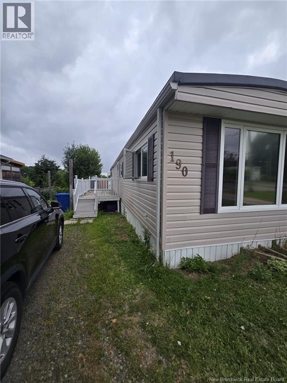 190 Lakeside Avenue, Bathurst, NB, E2A 2S7
