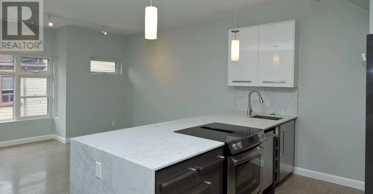 1 Max Hartstone Lane, Toronto, ON, M5R 3G6 - 6