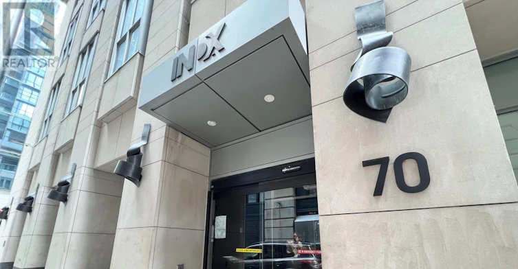 1216-70 Temperance Street, Toronto, ON, M5H 0B1 - 2