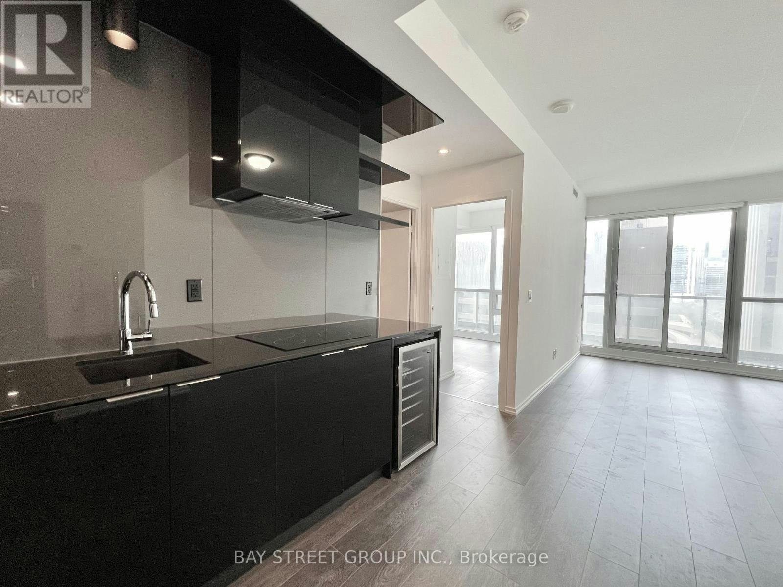 1216-70 Temperance Street, Toronto, ON, M5H 0B1 - 16