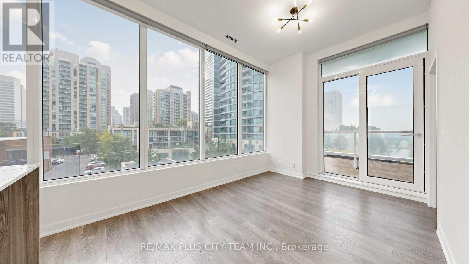 407-15 Holmes Avenue, Toronto, ON, M2N 0L4 - 4