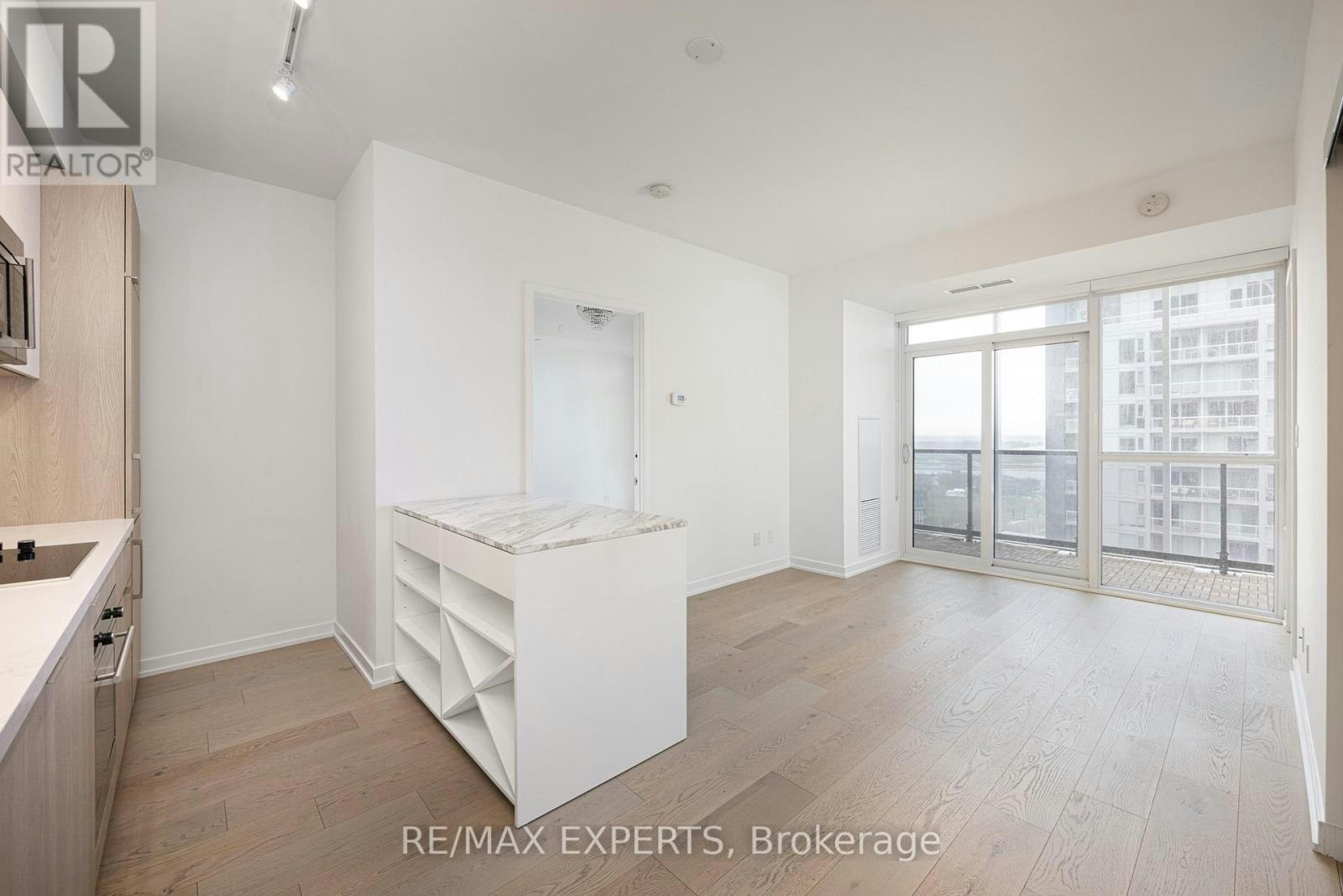2201-50 Ordnance Street, Toronto, ON, M6K 0C9 - 3