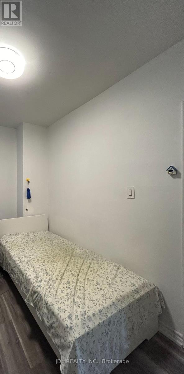 A, 2ND FLOOR-518 Manning Ave Avenue, Toronto, ON, M6G 2V7 - 5