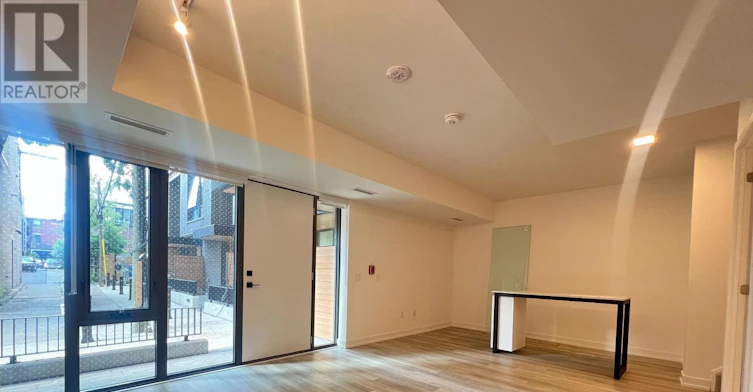 TH110-28 Eastern Avenue, Toronto, ON, M5A 0Y2 - 3