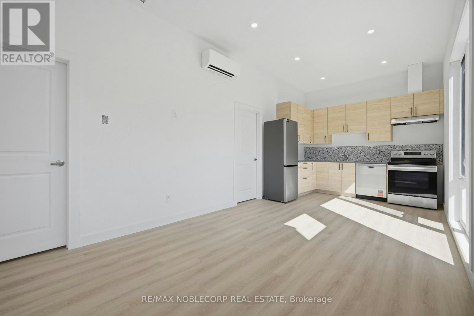 REAR Garden Suite 6 Evandale Road, Toronto, ON, M1L 3S1 - 10