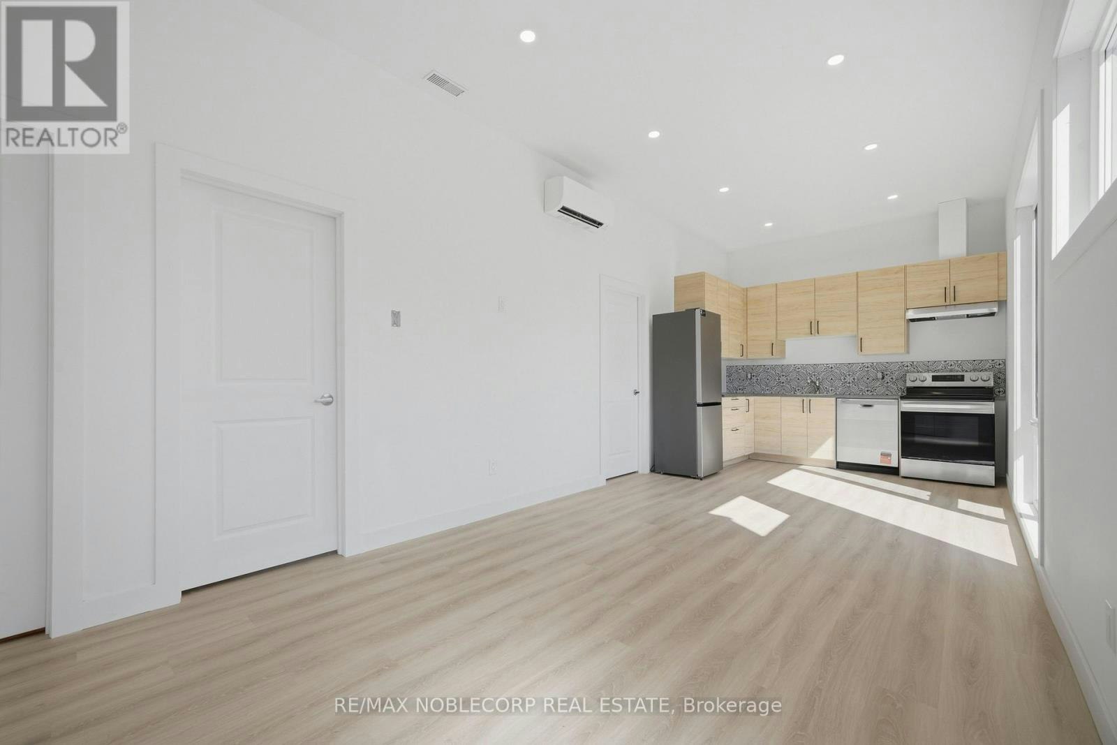 REAR Garden Suite 6 Evandale Road, Toronto, ON, M1L 3S1 - 5
