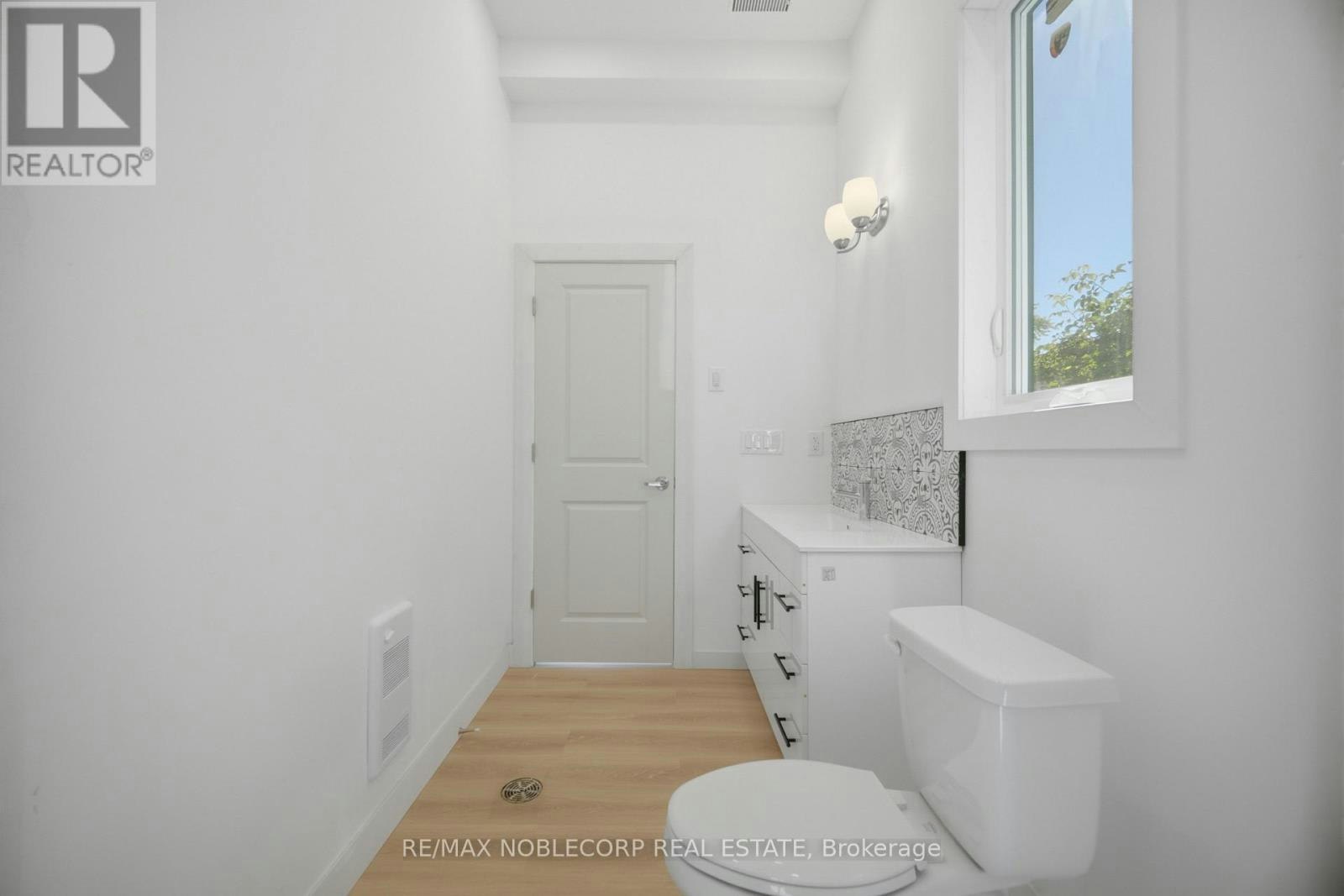 REAR Garden Suite 6 Evandale Road, Toronto, ON, M1L 3S1 - 25