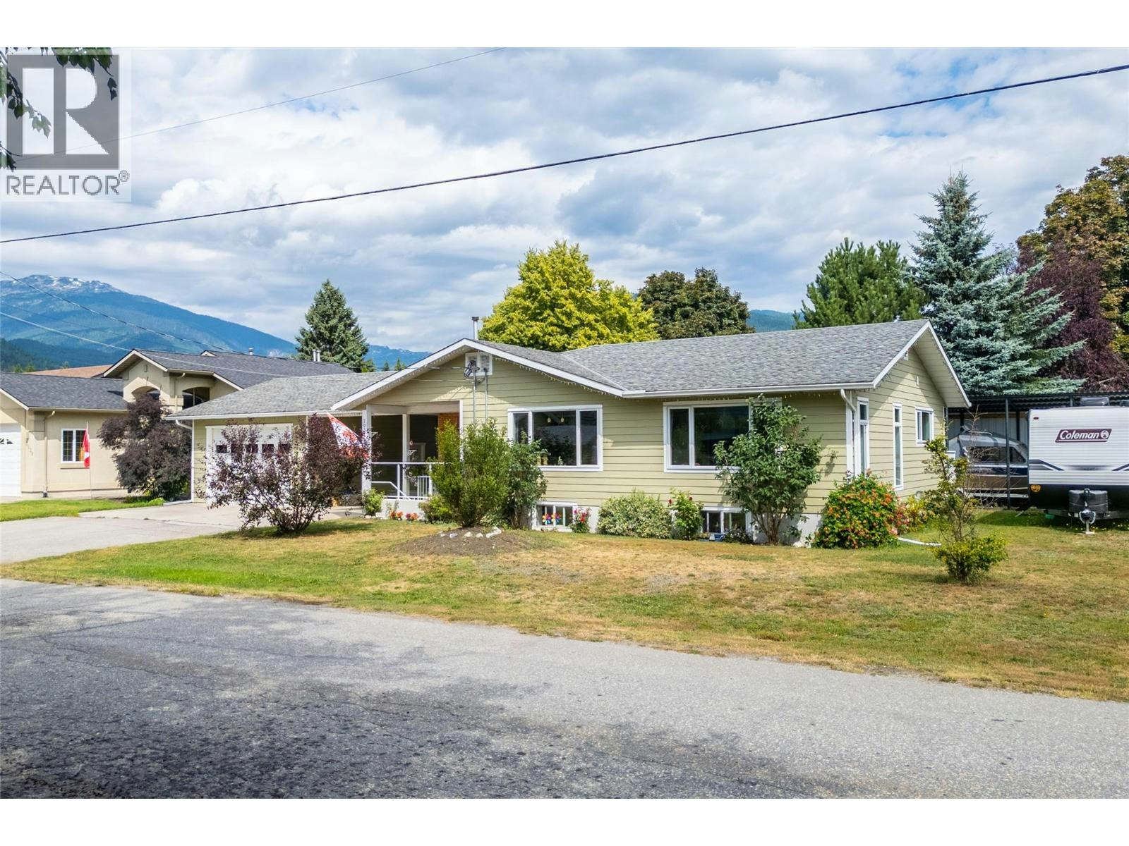 2032 Laforme Boulevard, Revelstoke, BC, V0E 2S0