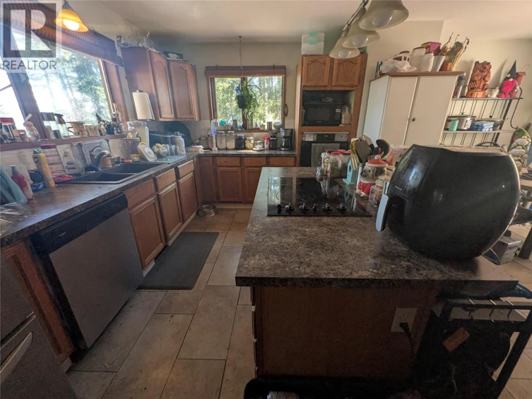 9456 Houghton Road, West Kelowna, BC, V1H 2C9 - 3