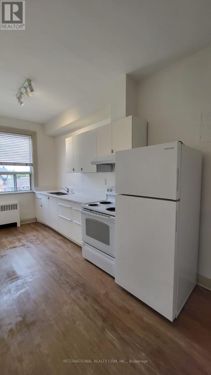 2-7 Thomas Street, Mississauga, ON, L5M 1Y4 - 6