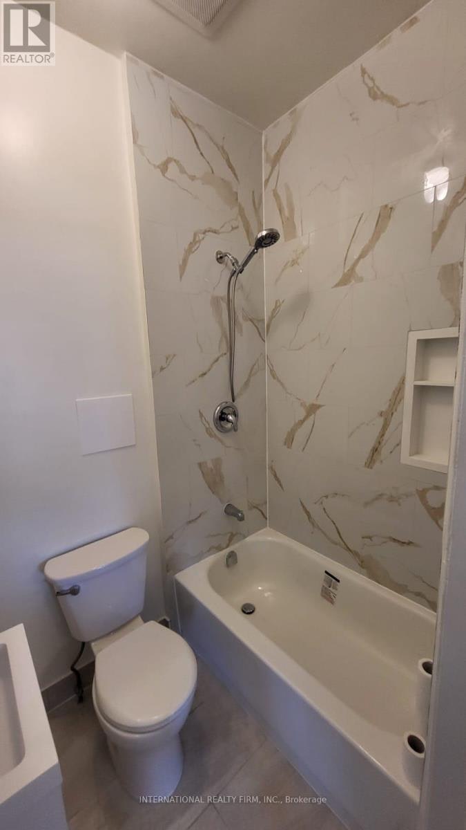 2-7 Thomas Street, Mississauga, ON, L5M 1Y4 - 4