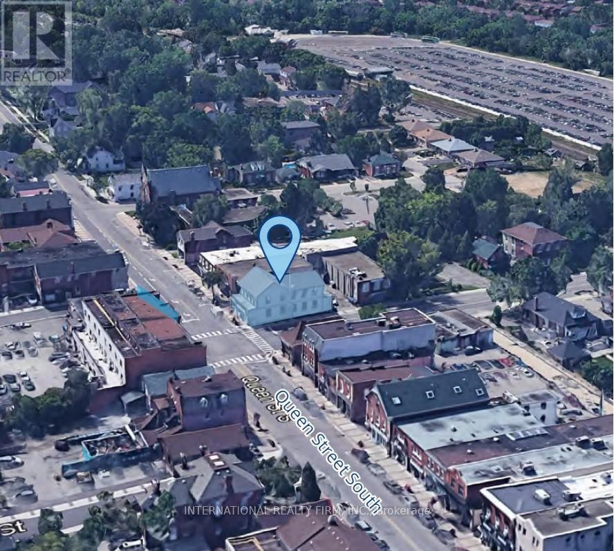 2-7 Thomas Street, Mississauga, ON, L5M 1Y4
