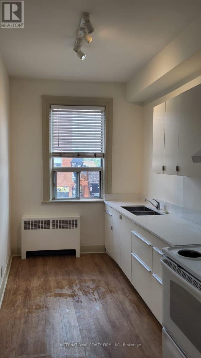 2-7 Thomas Street, Mississauga, ON, L5M 1Y4 - 5